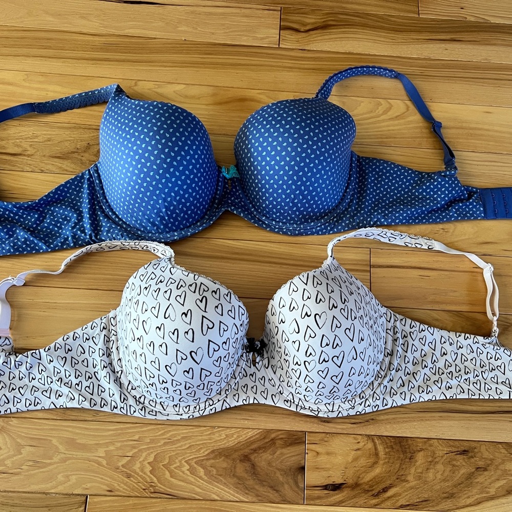 Victoria’s Secret BBV Body By Victoria Lined Demi 36DD set of 2